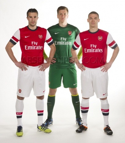 [Image: New-Arsenal-Kit-2012-13.jpg]