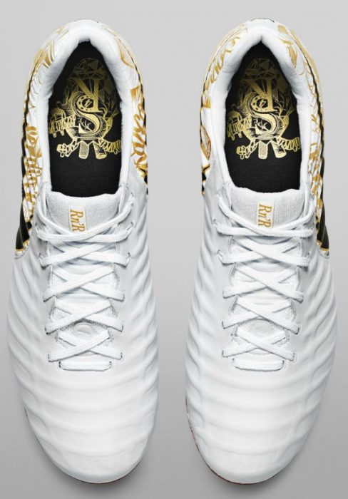 sergio ramos soccer cleats