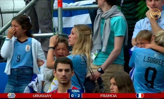 Suarez children crying after France loss